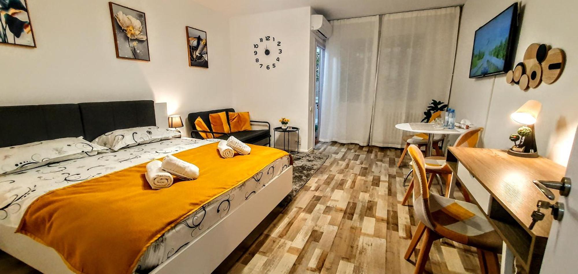 The Yellow King - Luxurious Apartment Bukurešť Exteriér fotografie